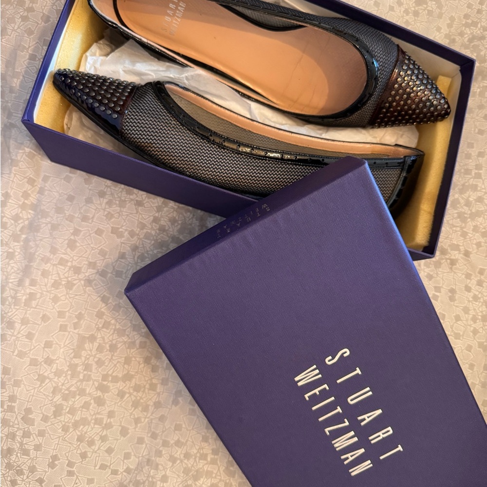 Stuart Weitzman Black and Brown Flats for Effortless Style - Picture 3 of 6